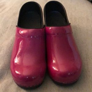 Sanita clogs